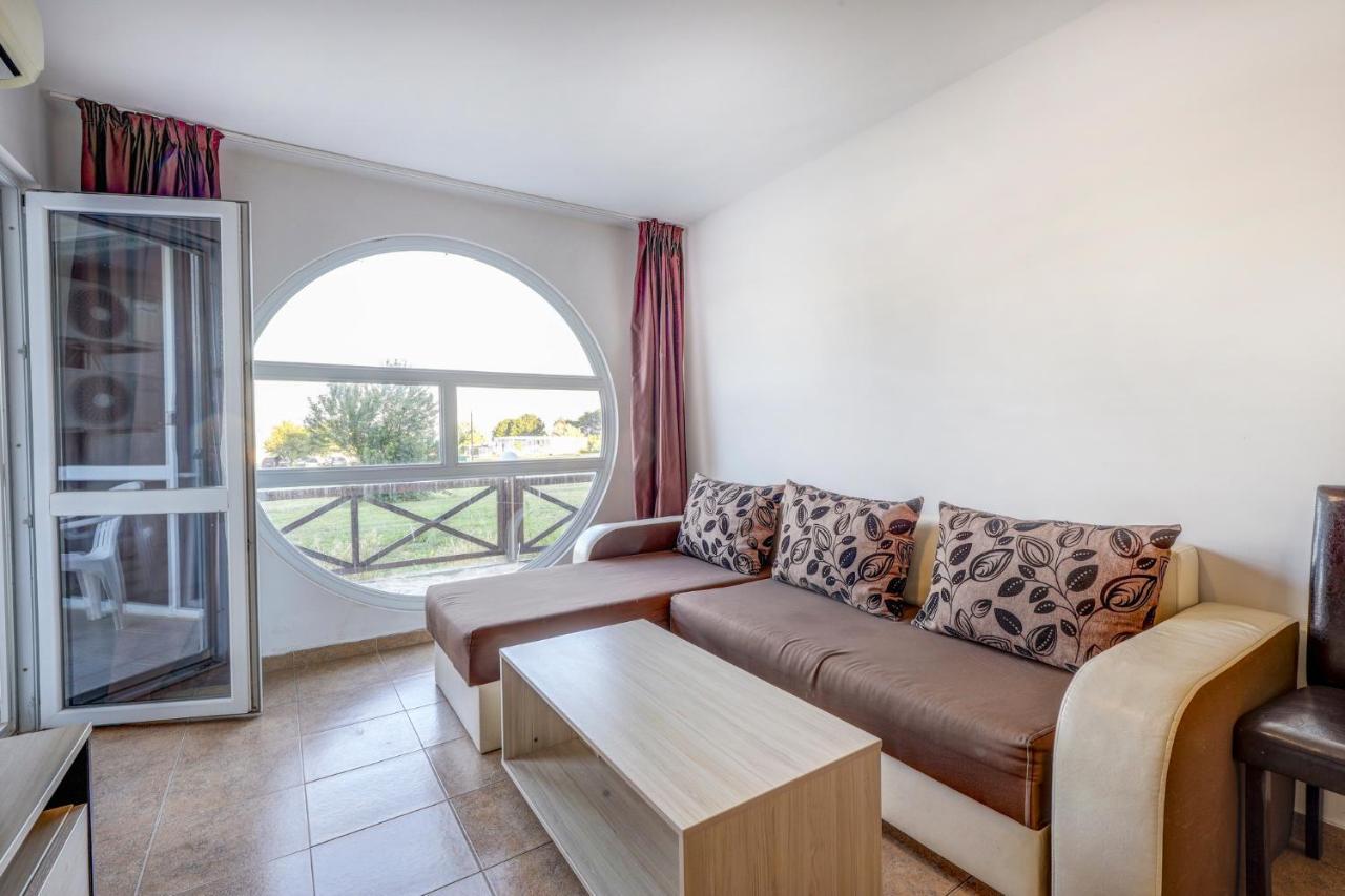 Saint George Hotel 1 Μπαλτσίκ Εξωτερικό φωτογραφία